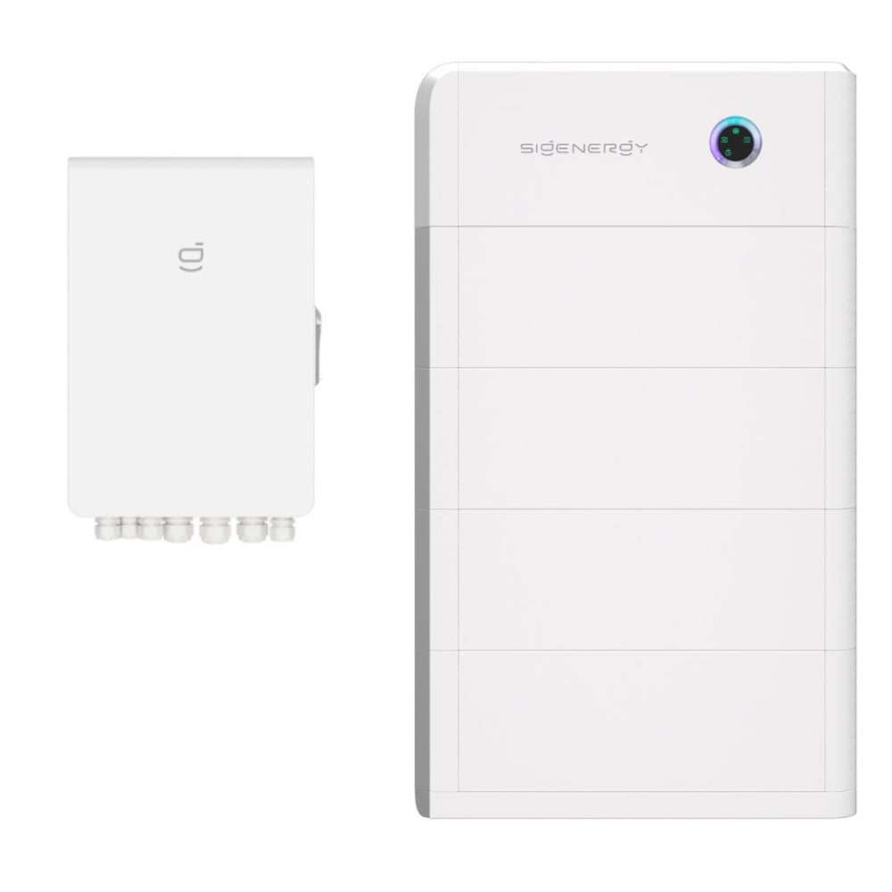 SigenStor 4  Modules + Three-Phase Gateway Front View